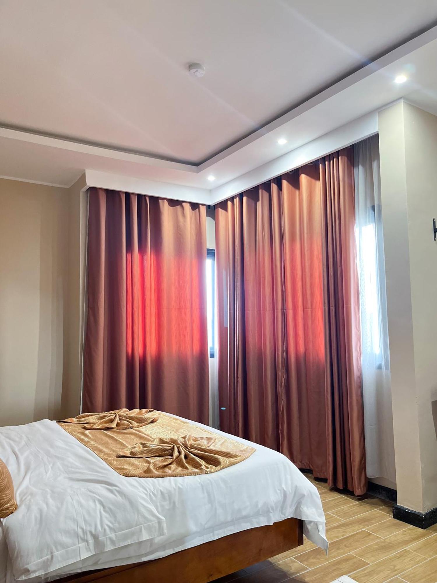 Sky Kenako Hotel คริบี ภายนอก รูปภาพ