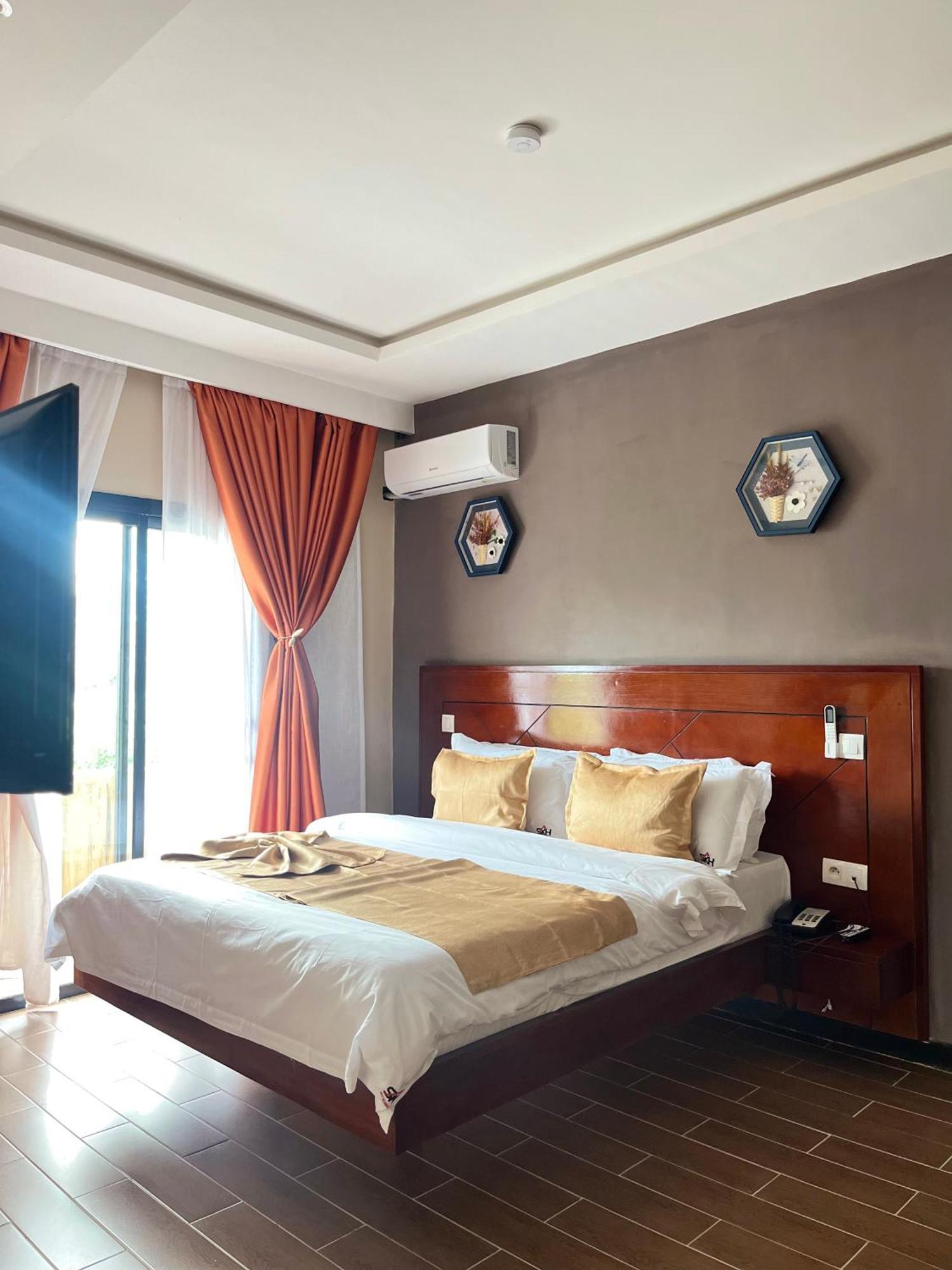 Sky Kenako Hotel คริบี ภายนอก รูปภาพ
